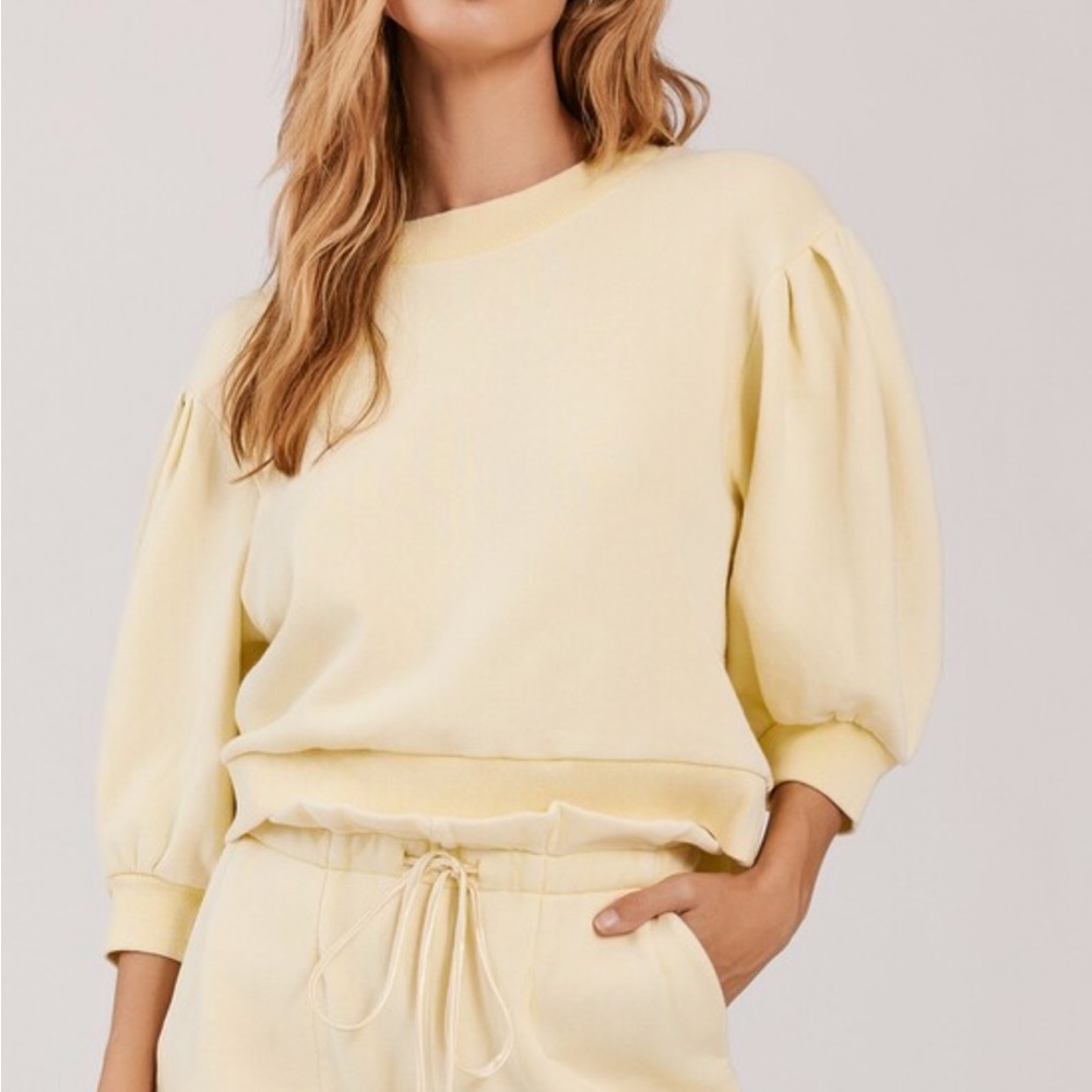 Something Navy Mandi cropped sweatshirt